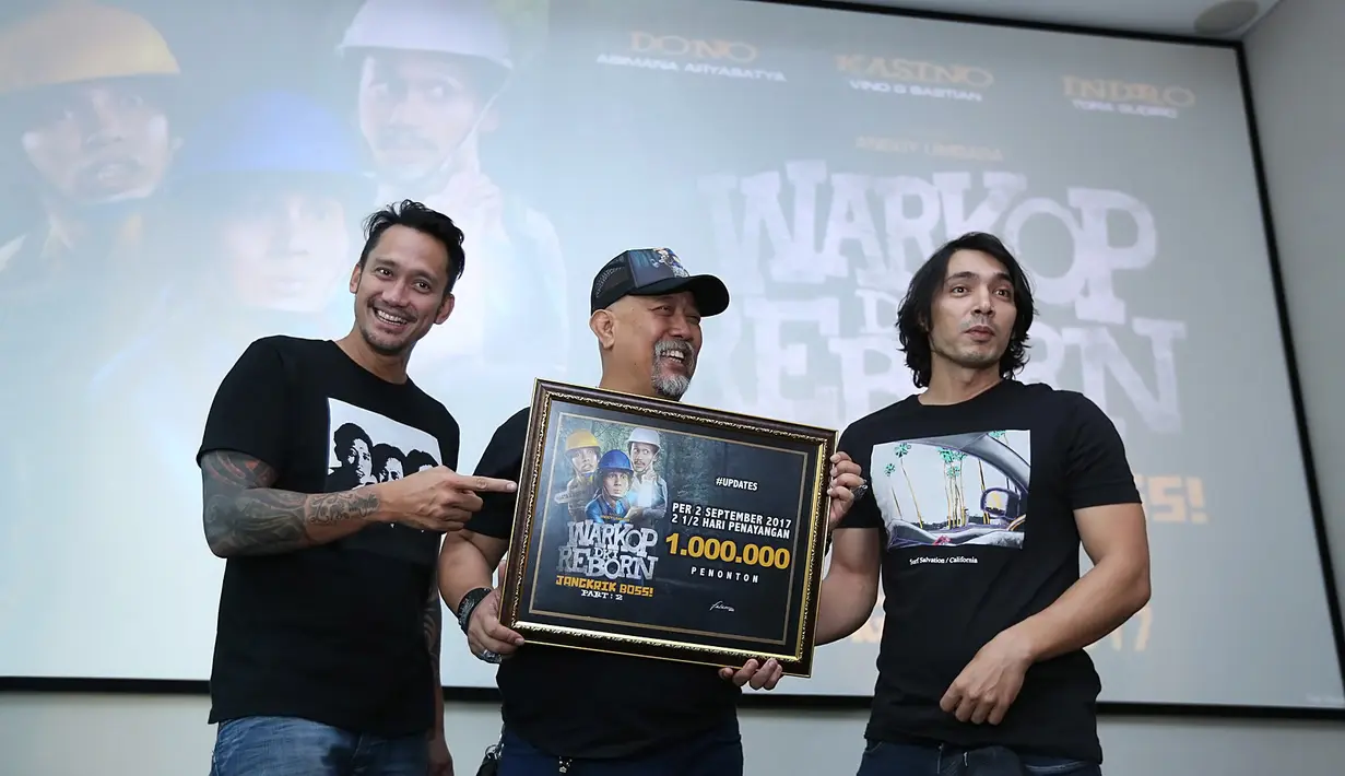 "Ini bukan hanya prestasi kita semata, melainkan juga prestasi kita semua, bangsa Indonesia. Kami merasa tersanjung dengan prestasi ini, karena kami yang mewakili dan melakukannya," ujar Indro Warkop, Senin (4/9/2017). (Bambang E. Ros/Bintang.com)