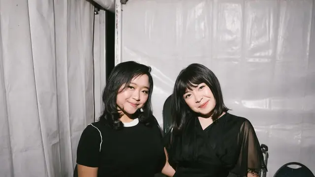 Pesona Rambut Pendek Berponi ala Bernadya, Makin Memikat Saat Tampil di Atas Panggung