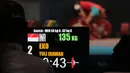Lifter Indonesia, Eko Yuli Irawan saat turun pada kelas 62 kg di Hall A Arena PRJ, Jakarta, Rabu (11/2/2018). Eko berhasil menyabet medali emas. (Bola.com/Nicklas Hanoatubun)