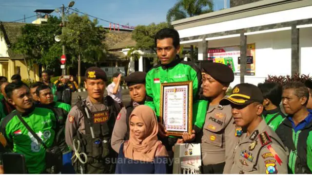 Driver Gojek yang Gagalkan Upaya Penjambretan
