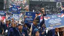 Kegiatan yang dihadiri ribuan kader dan simpatisan Partai NasDem tersebut beragendakan konsolidasi internal partai dan orasi politik. (Liputan6.com/Angga Yuniar)