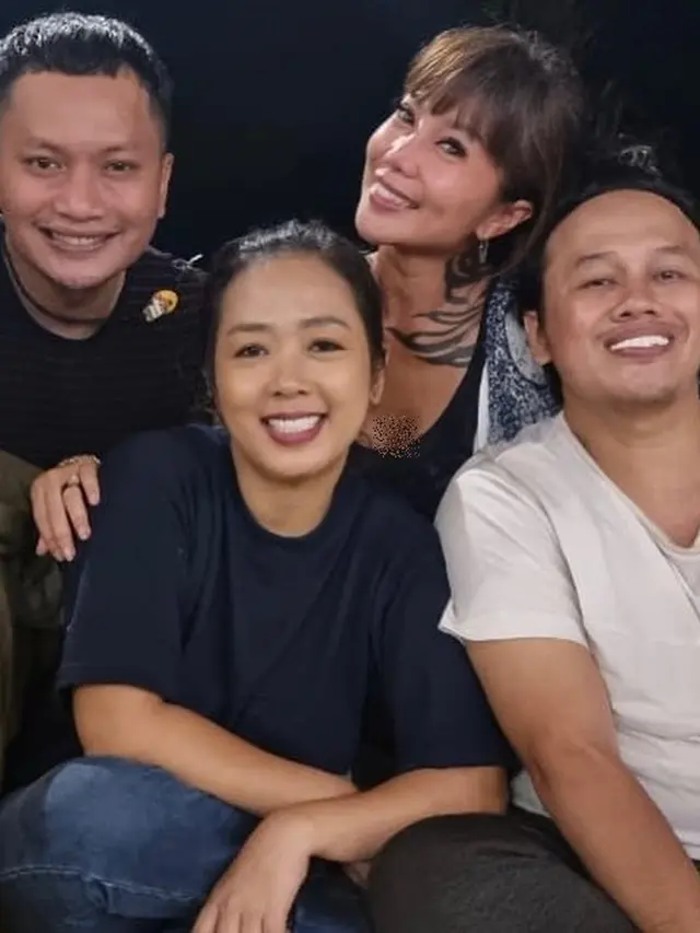 Potret Kesederhanaan 6 Artis Wanita yang Dikenal Tajir Melintir, Tetap Percaya Diri