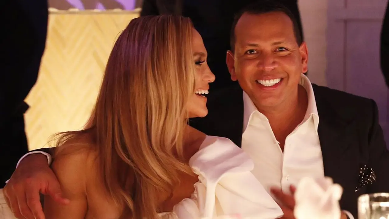 [Fimela] Jennifer Lopez dan Alex Rodriguez