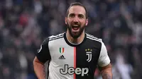 1. Gonzalo Higuain (90 juta euro) - Juventus menggelontorkan dana sebesar 90 juta euro untuk melabuhkan Gonzalo Higuain dari Napoli pada musim panas 2016. Pemain asal Argentina ini menjadi pemain Argentina yang memiliki transfer termahal hingga saat ini. (AFP/Marco Bertorello)