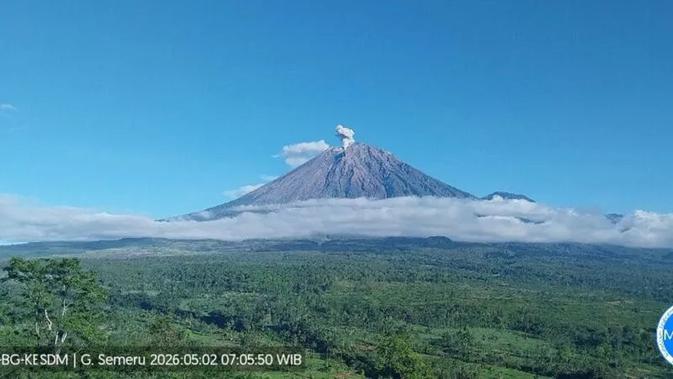 Gunung Semeru 2 Kali Erupsi Beruntun, Tinggi Letusan Capai 700 Meter