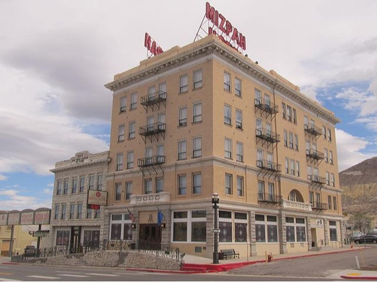 Hotel Berhantu di Amerika
