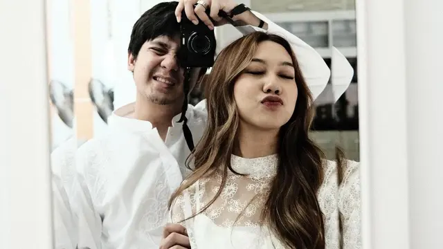 8 Gaya Seleb Rayakan Lebaran Bareng Kekasih, Ayu Ting Ting-Muhammad Fardhana hingga Chef Juna-Citra Anidya