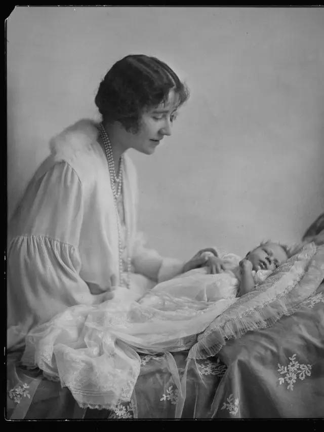 Ratu Elizabeth II