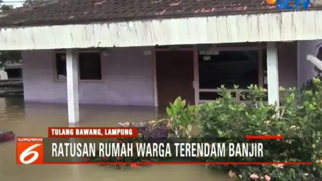 Warga tak sempat menyelamatkan barang-barang rumah tangga mereka lantaran air bah yang datang dini hari.