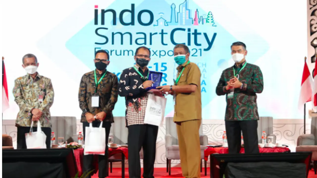Danny Pomanti jadi pemicara pada Indo Smart City Forum dan Expo 2021
