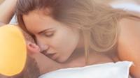Ilustrasi cupang - ciuman di leher - seks (iStockphoto)