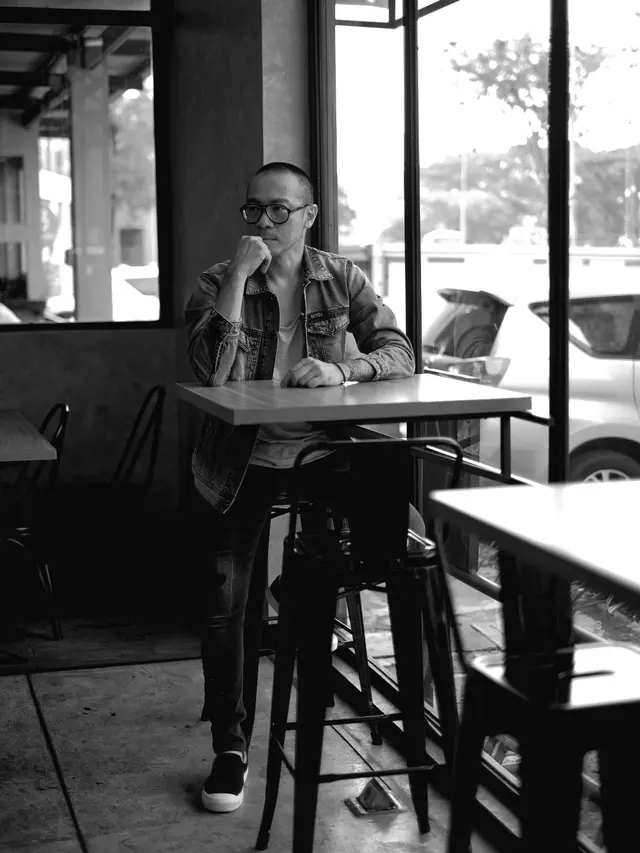 Sentuhan Magis Abed Azarya, Kombinasi Tipografi dan Ilustrasi yang Memikat Brand Besar Dunia