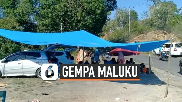 Gempa magnitudo 7,1 di Maluku Utara dan sekitarnya memicu warga Minahasa Utara mengungsi. Mereka bertahan di dataran tinggi karena khawatir gempa susulan.