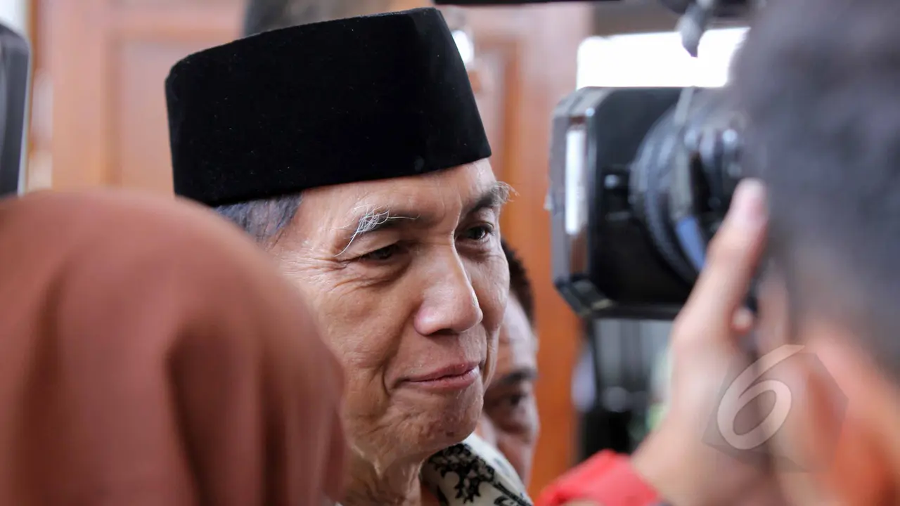 Mantan Dirjen Pajak Hadi Poernomo Ditunda