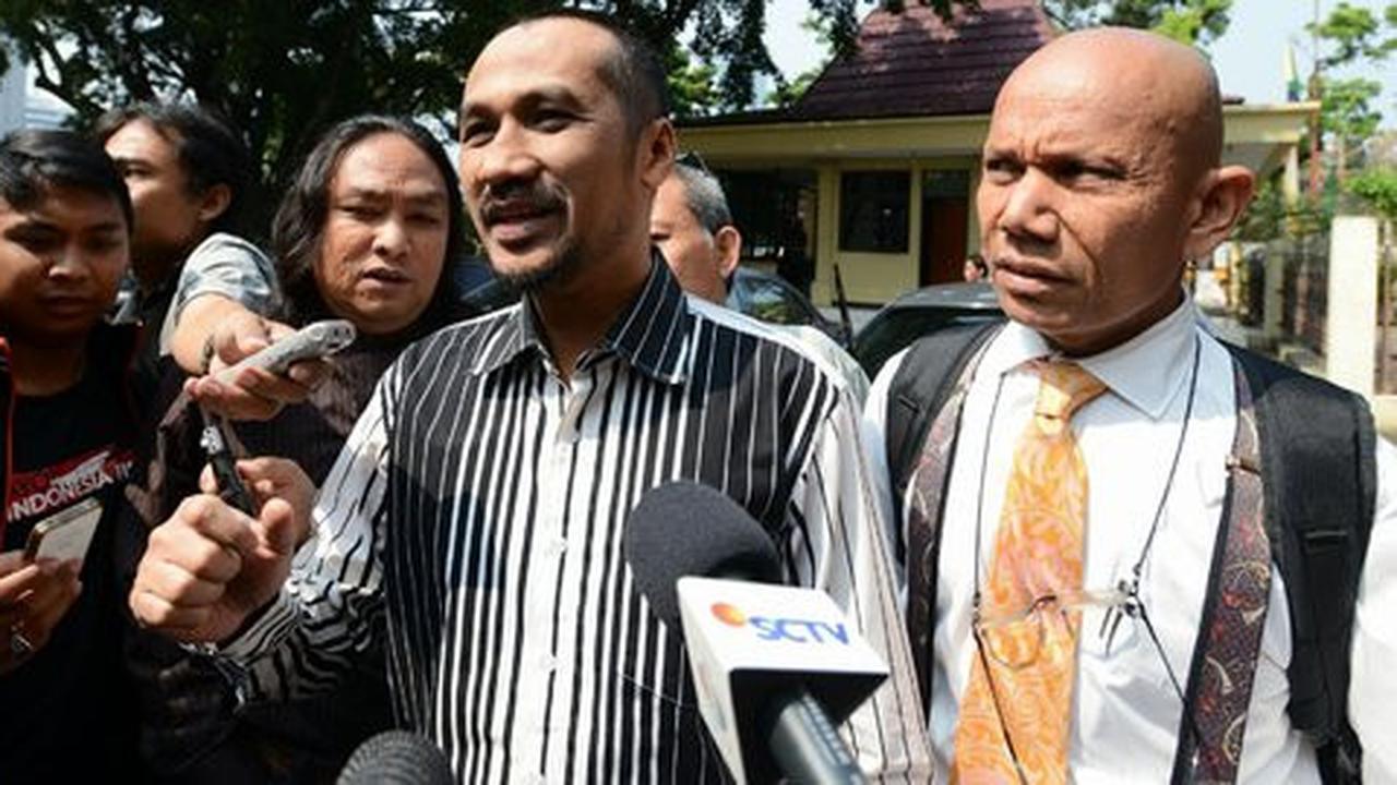 Berkas mandek, pengacara nilai kasus 'Rumah Kaca' Abraham Samad aneh