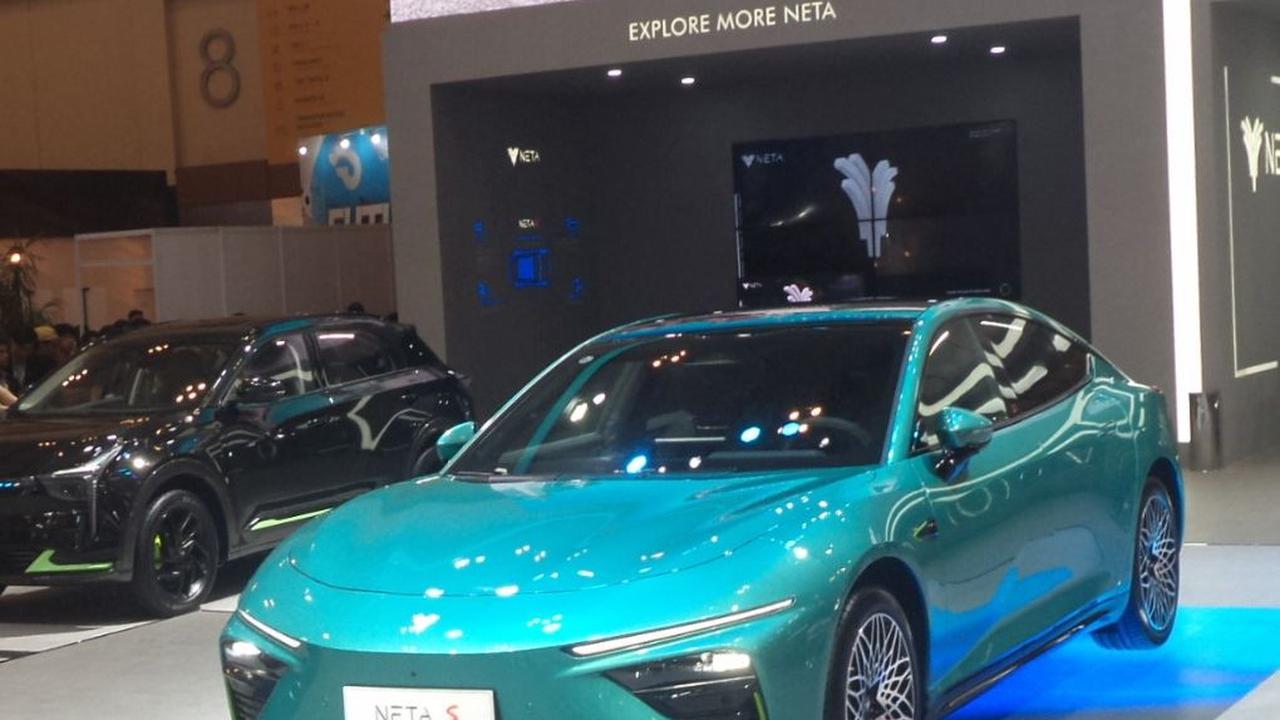 NETA V dikonsepkan sebagai mobilitas di  perkotaan. Pengisian daya baterai dengan quick charge hanya 30 menit. Sedangkan normal charge 8 jam dan dapat
dilakukan di rumah.