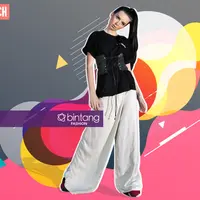 Mix and match corset yang bikin penampilan maksimal. (Photographer: Bambang E. Ros. Digital Imaging: Muhammad Iqbal Nurfajri)