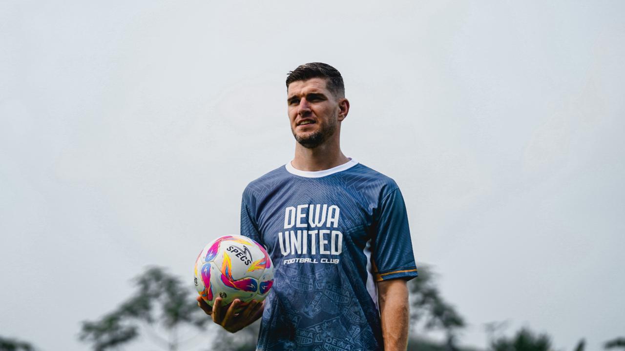 Babak Baru Nick Kuipers: Usai Hengkang dari Persib, Bek Belanda ini Gabung Dewa United