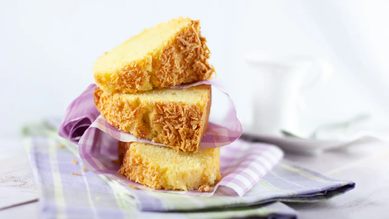 cake manado