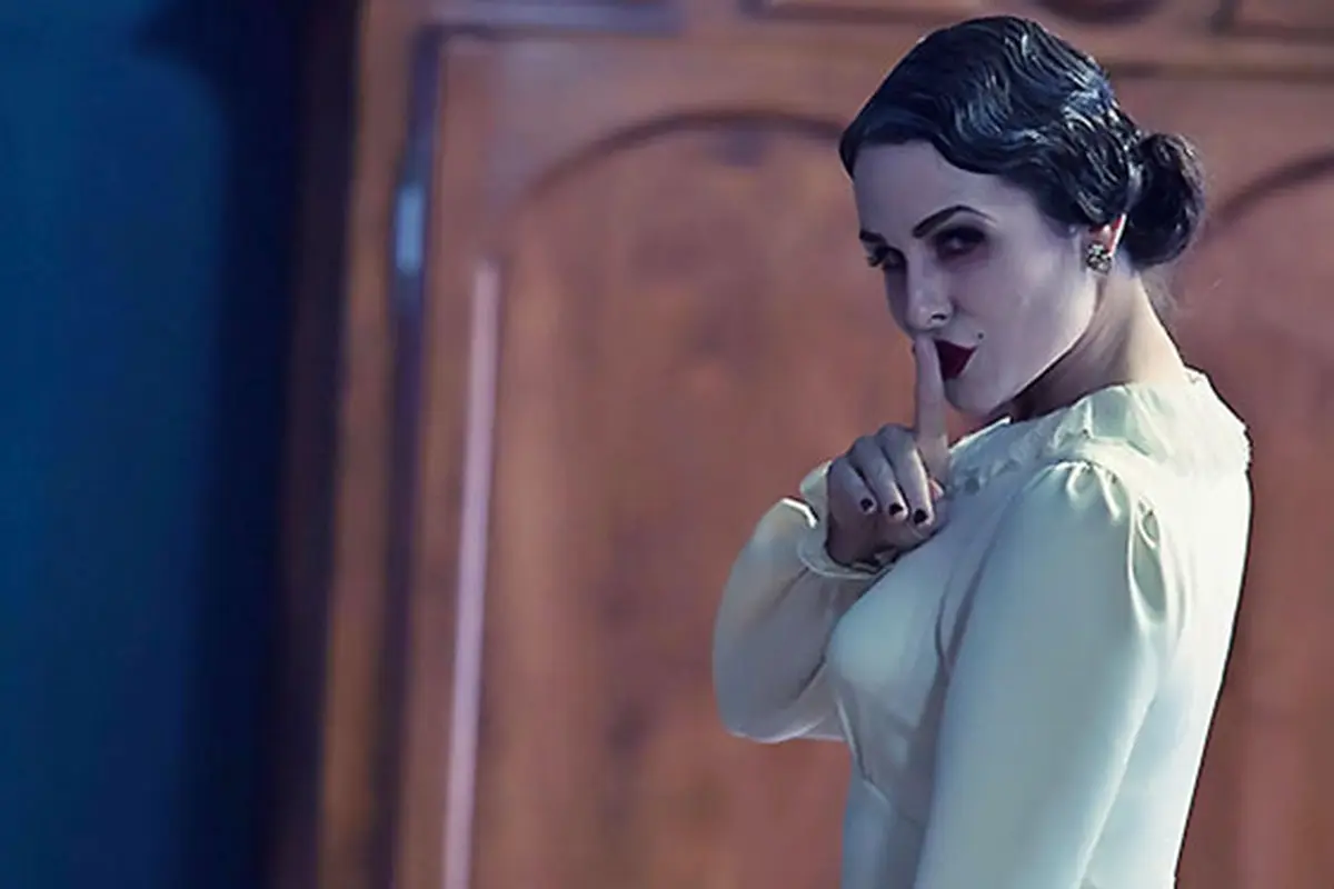 insidious-2-130917b.jpg