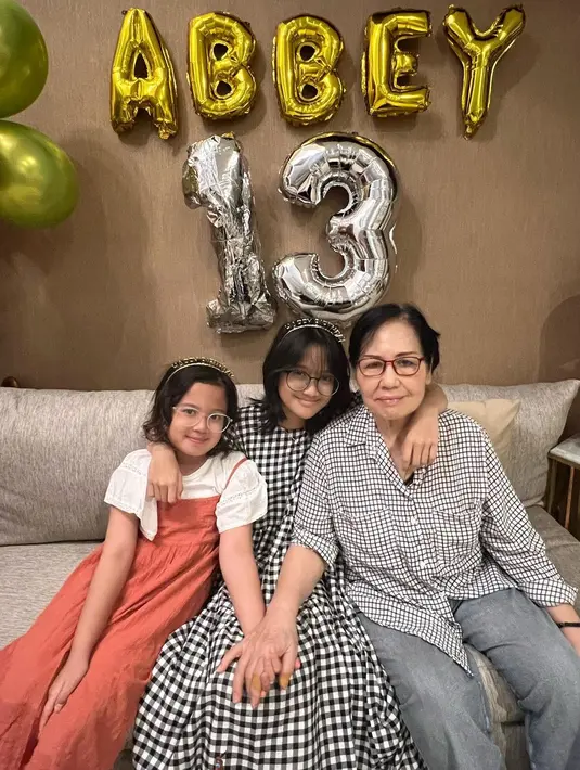 [Instagram/artikasaridevi]