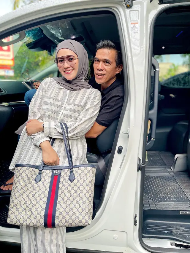 Meggy Wulandari makin bahagia dan awet muda (Instagram/meggywulandari_real)