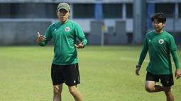 Pelatih Shin Tae-yong memimpin langsung sesi latihan Timnas Indonesia yang diikuti 23 pemain. (Dokumentasi PSSI)