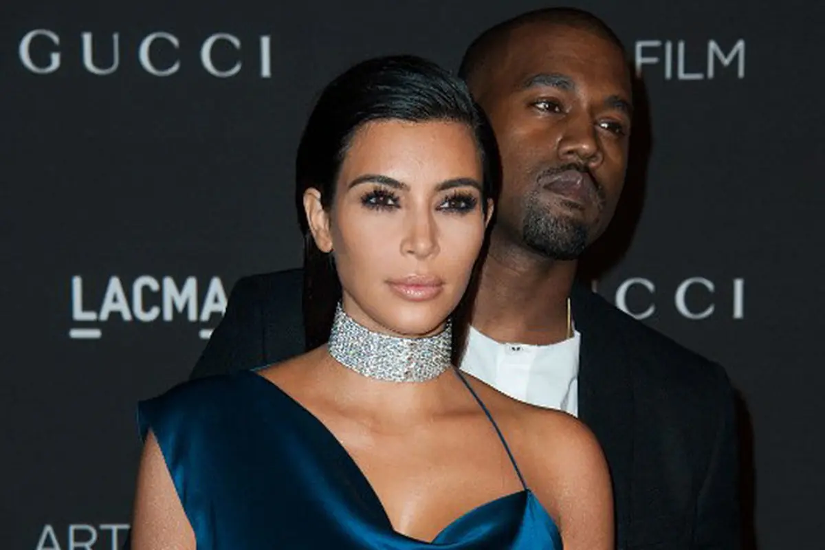 [Bintang] Kim Kardashian dan Kanye West