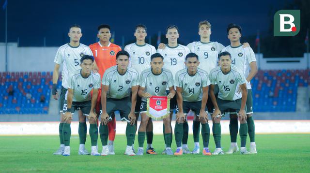 Pemain Timnas Indonesia U-22 saat melawan Filipina U-22 pada laga Grup C SEA Games 2025 di 700th Anniversary Stadium, Senin (8/12/2025). (Bola.com/Bagaskara Lazuardi)