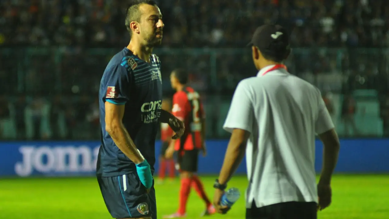 Arema Cronus