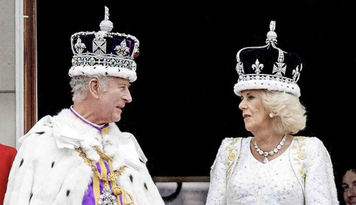Siluet megah menambah kemewahan tampilan Camilla di momentum penuh sejarah tersebut.   [foto: Kensington royals/ instagram]