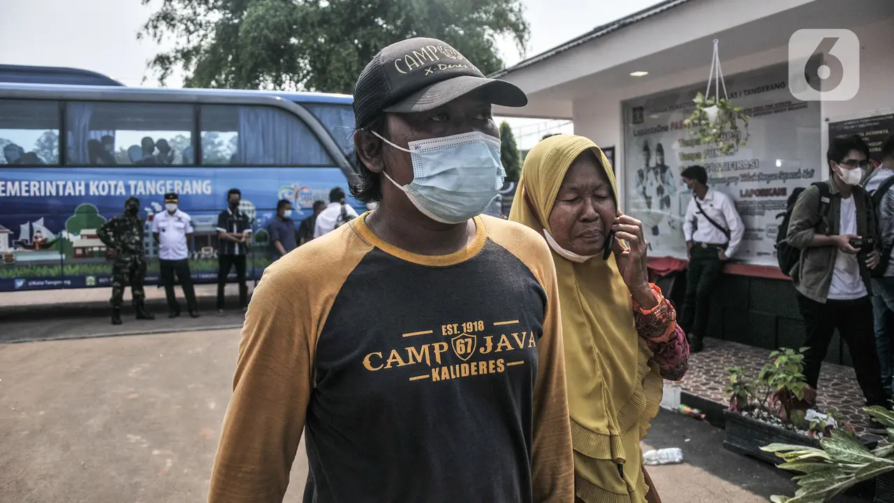 Duka Keluarga Korban Kebakaran Datangi Lapas Tangerang