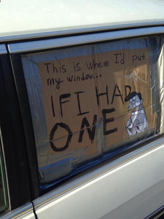 7 Cara Nyeleneh Orang Perbaiki Bodi Mobil Ini Kreatif Banget