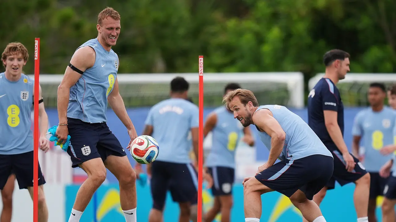 Harry Kane, Dan Burn
