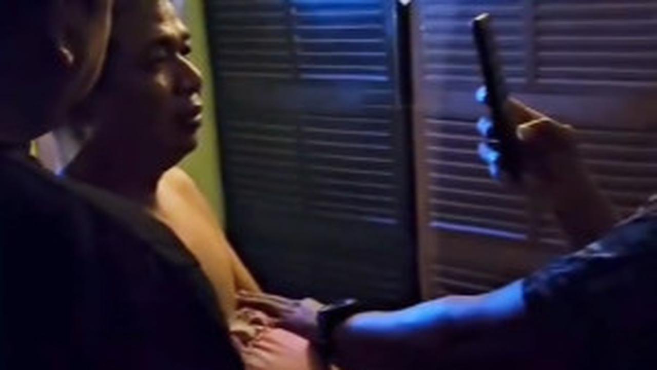 Tampang Preman Loyo Tak Segarang Pas Bentak Pensiunan Perwira Polisi