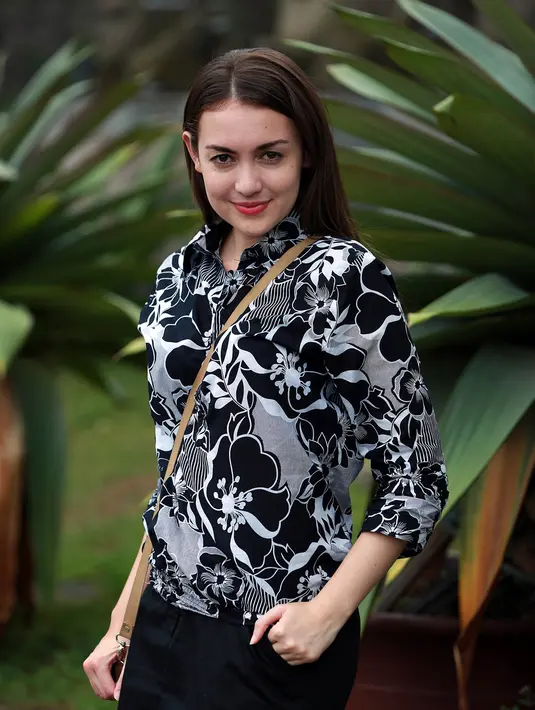 Aktris kelahiran Bandung, 22 September 1983 ini belum menemui kesulitan yang berarti selama proses syuting serial Elif Indonesia. Namun ia harus bisa mengucapkan adegan sesuai dengan versi aslinya Elif Turki. (Deki Prayoga/Bintang.com)