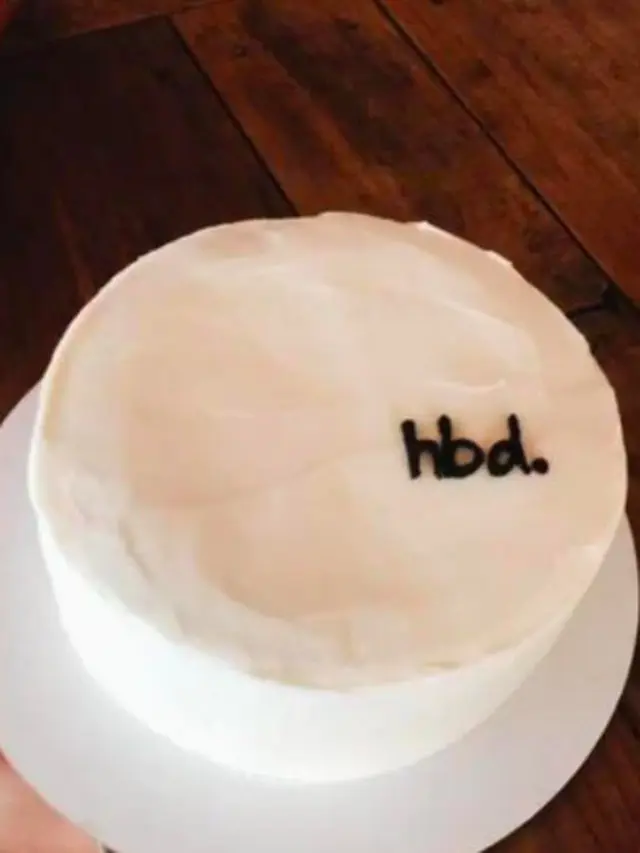 5 Tulisan Kue Ulang Tahun Super Kocak, Jauh dari Ekspetasi