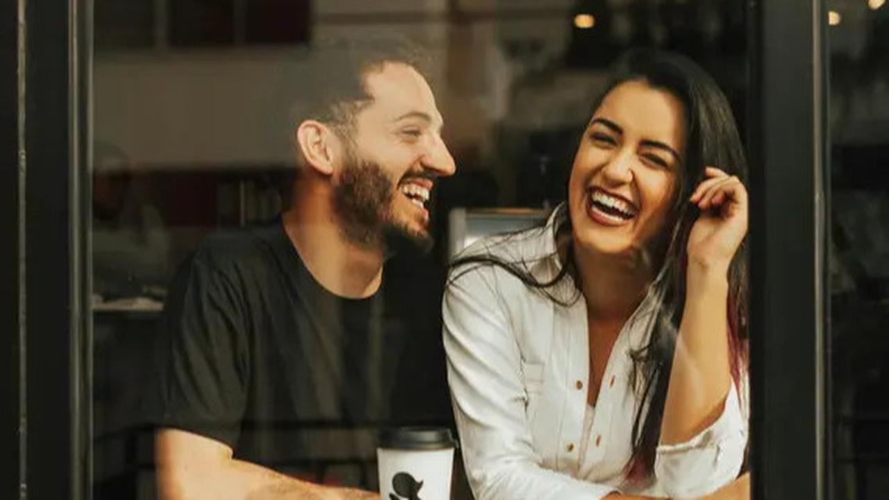 7 Tanda Hubungan dengan Pasangan Tetap Harmonis Meski Tidak Diposting di Media Sosial