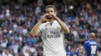 Bek Real Madrid Nacho Fernandez merayakan gol pada laga melawan Deportivo Alaves di Estadio Santiago Bernabeu, Minggu (2/4/2017). (AP Photo/Daniel Ochoa de Olza)