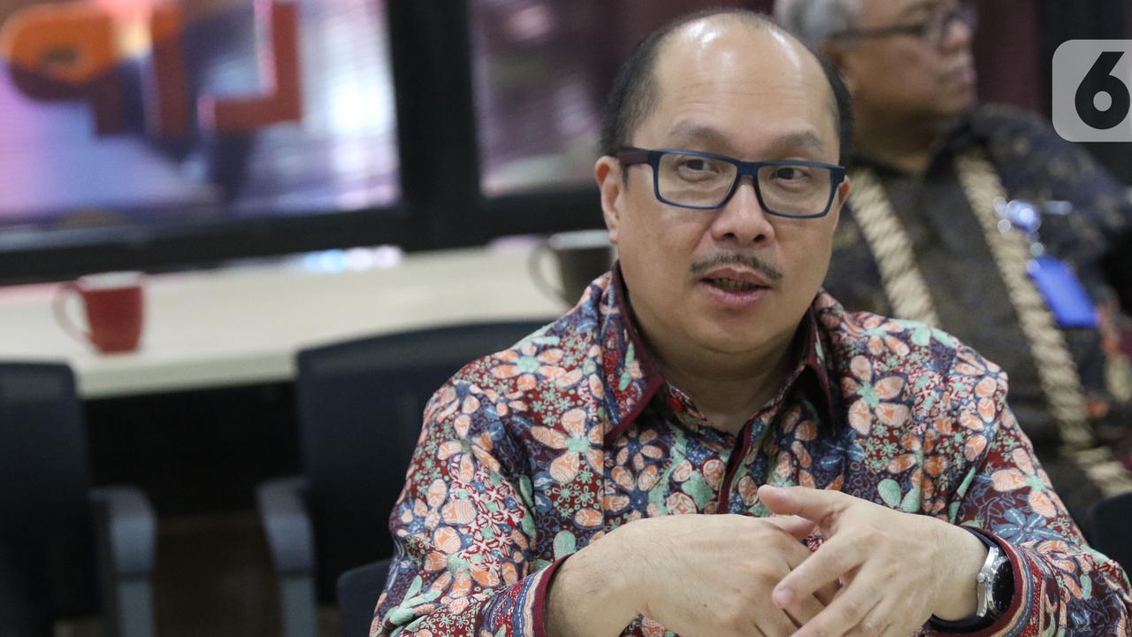 KPK Tahan Mantan Dirut PT Taspen Antonius Kosasih Terkait Kasus Investasi Fiktif, Kerugian Negara Rp200 Miliar