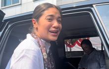 Wajah Sendu Istri Jenguk Nadiem Makarim di Penjara, Ungkap Permintaan Khusus Sang Suami