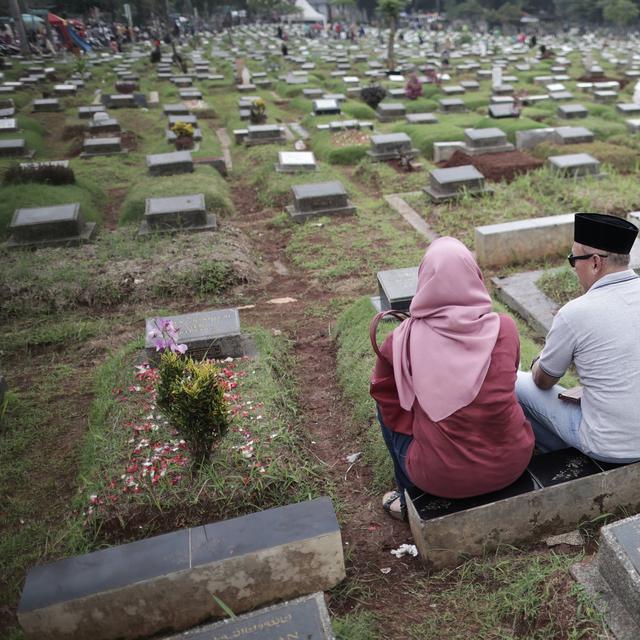 Tata Cara Ziarah Kubur Sesuai Sunah Dalam Ajaran Islam Disertai Doanya Hot Liputan6 
