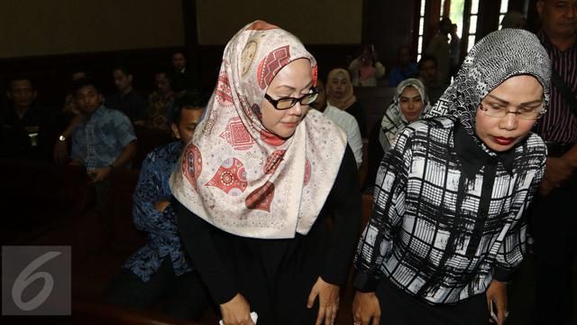 Ratu Atut Jalani Sidang Perdana Kasus Alat Kesehatan