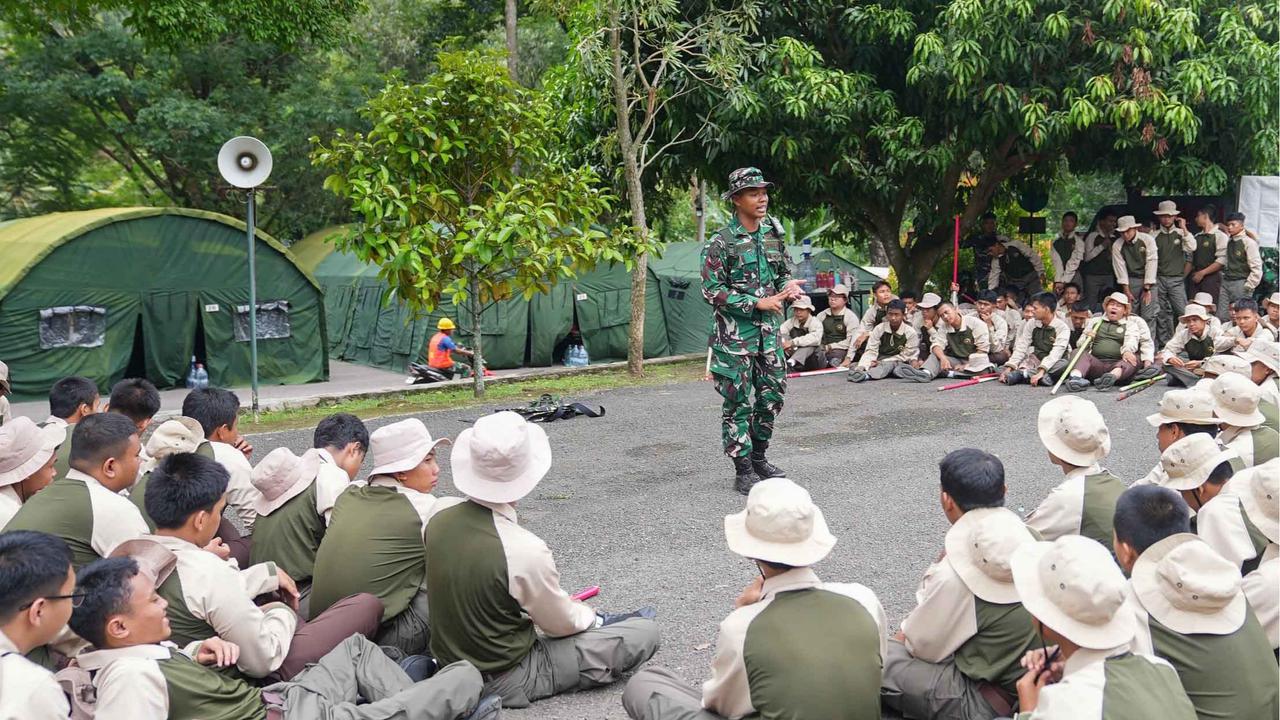 FOTO: Antusiasme Siswa SMK Ikuti Persami Bela Negara KKRI di Sanggabuana