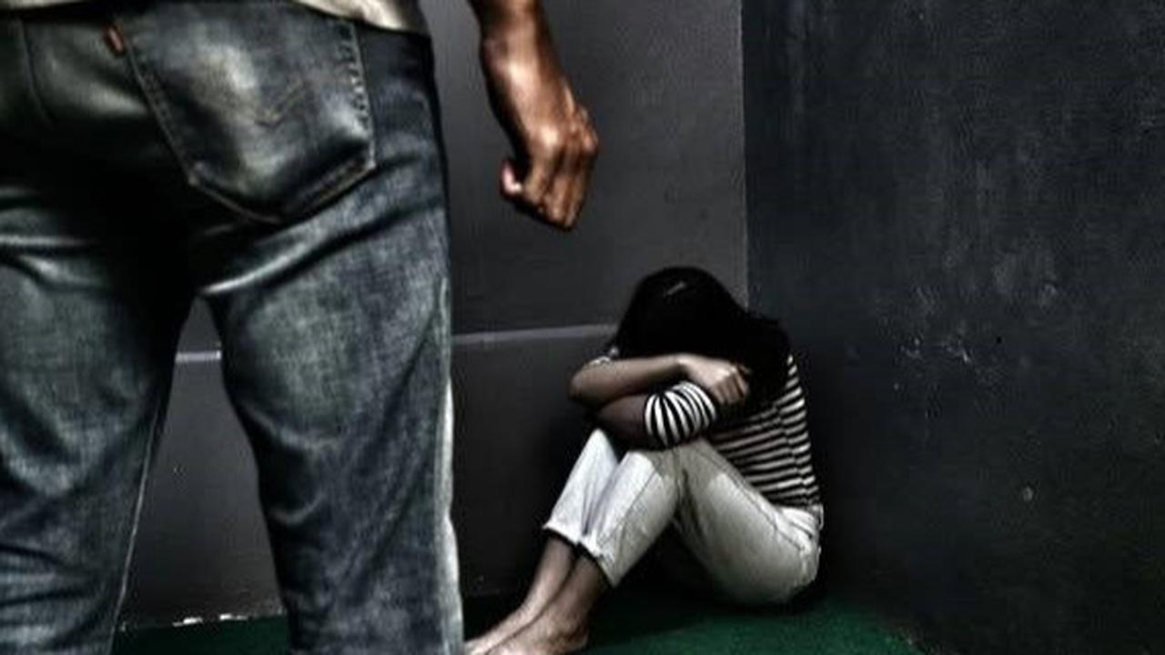 Ajak Orang Asing Perkosa Istrinya Selama 10 Tahun, Pria Ini Dijatuhi Hukuman 20 Tahun Penjara