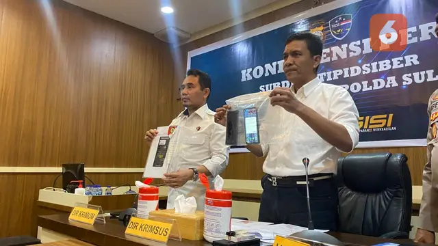 Press Release penangkapan Ernawati, istri polisi yang viralkan #PercumaLaporPolisi (Liputan6.com/Fauzan)