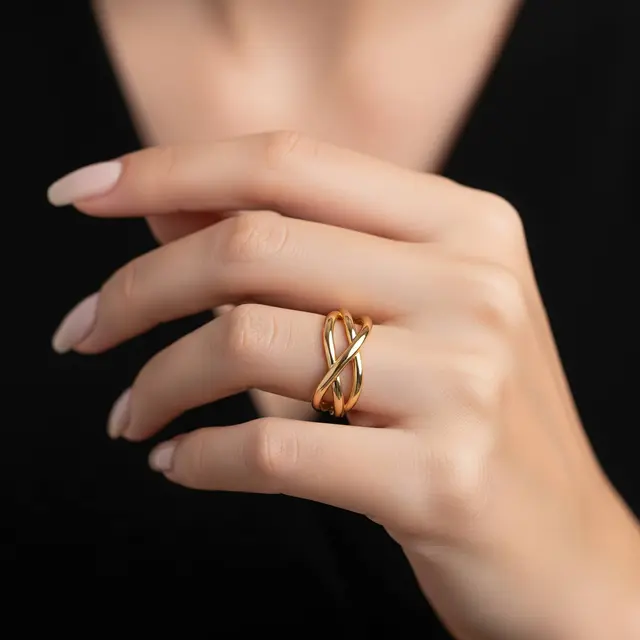 Model Cincin Emas Layer Cocok untuk Stacking Ring