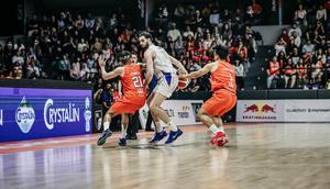 Duel sengit Pelita jaya vs Satria Muda menutup musim reguler IBL 2026 (Ariya/IBL)