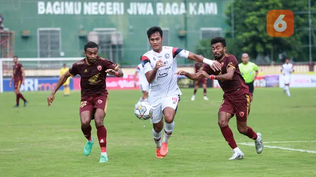 BRI Liga 1 2022/2023: Arema FC vs PSM Makassar