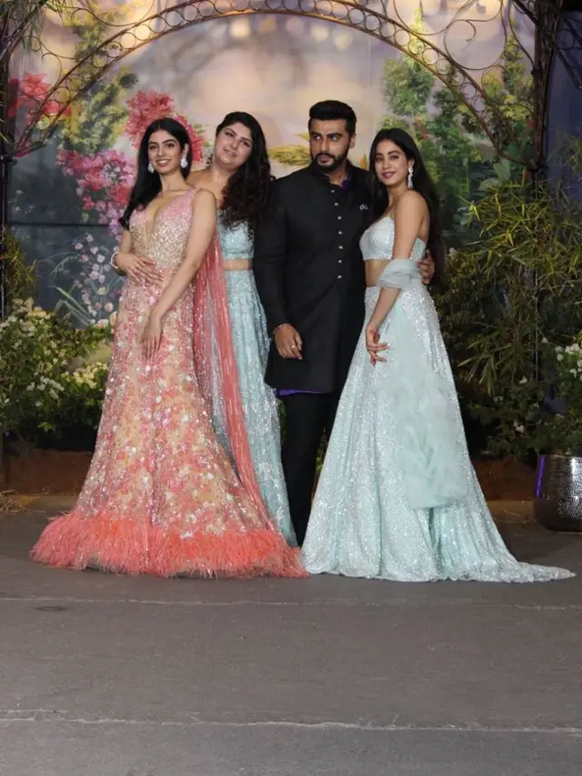 [Bintang] Sonam Kapoor dan Anand Ahuja